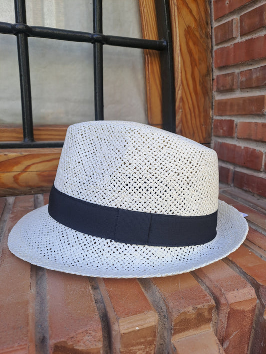 Sombrero calado beig