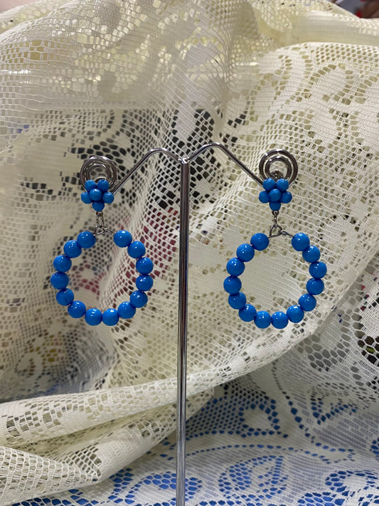 Pendiente azul